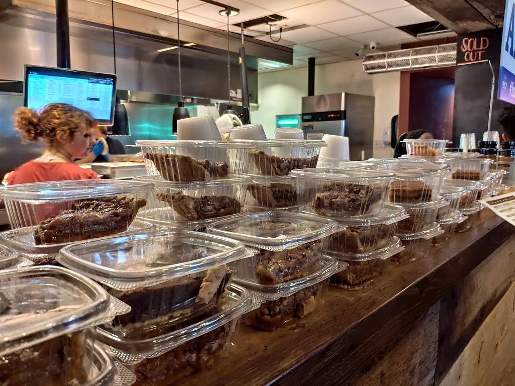 Edleys Bar-B-Que | restaurant | 2706 12th Ave S, Nashville, TN 37204, USA | 6159532951 OR +1 615-953-2951