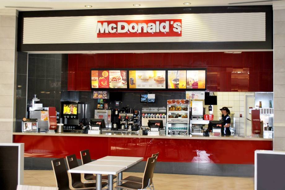 McDonalds | cafe | 1075 Boulevard Firestone, Joliette, QC J6E 6X6, Canada | 4507521375 OR +1 450-752-1375