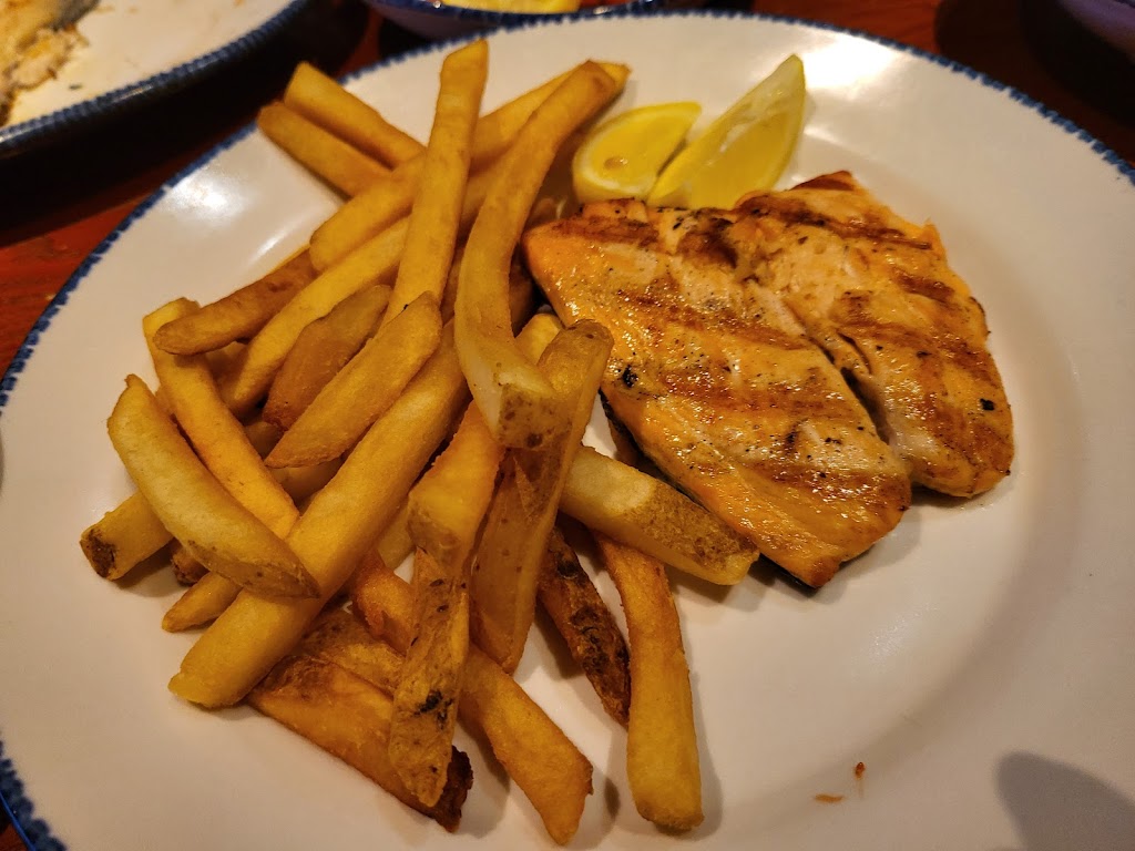 Red Lobster | restaurant | 5315 San Dario Ave, Laredo, TX 78041, USA | 9567915667 OR +1 956-791-5667