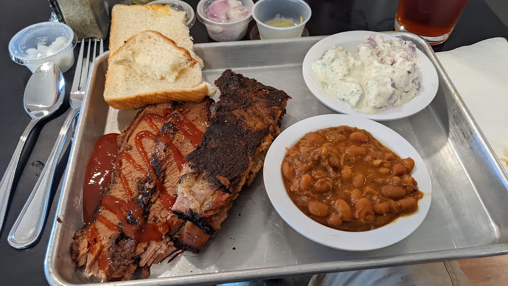 Texas Cowboy BBQ | restaurant | 1881 N Treadaway Blvd, Abilene, TX 79601, USA | 3252684243 OR +1 325-268-4243