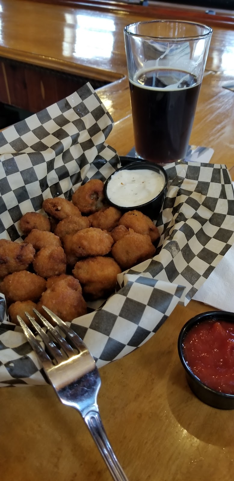 The HonkyTonk Bar and Restaurant | restaurant | 113 W Main St, Goldendale, WA 98620, USA | 5097722701 OR +1 509-772-2701