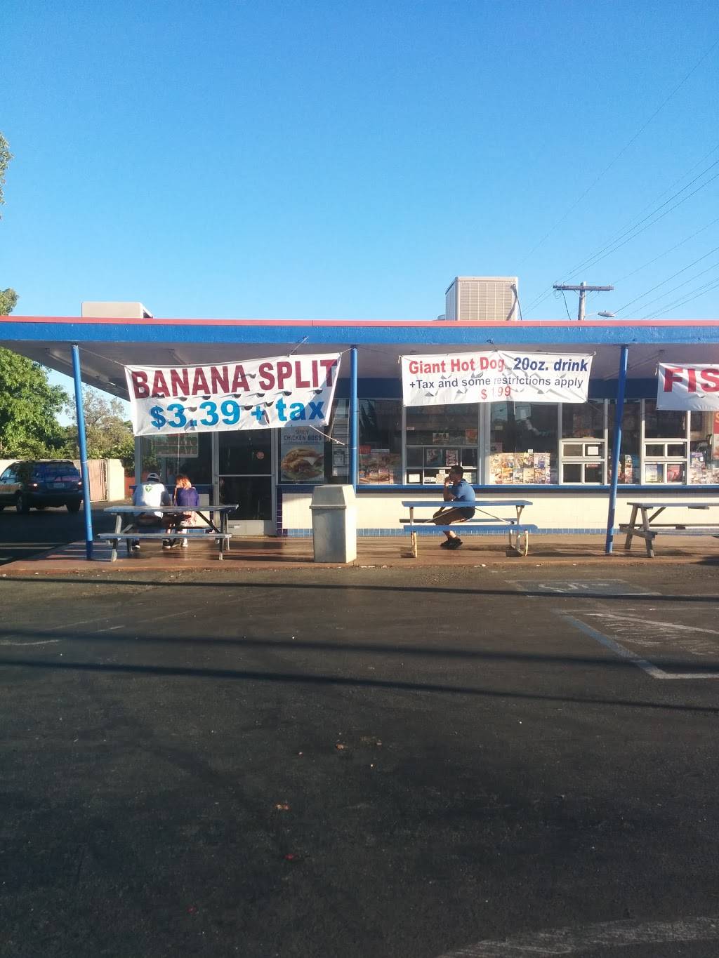 Fosters Freeze | restaurant | 400 E 18th St, Antioch, CA 94509, USA | 5107576441 OR +1 510-757-6441