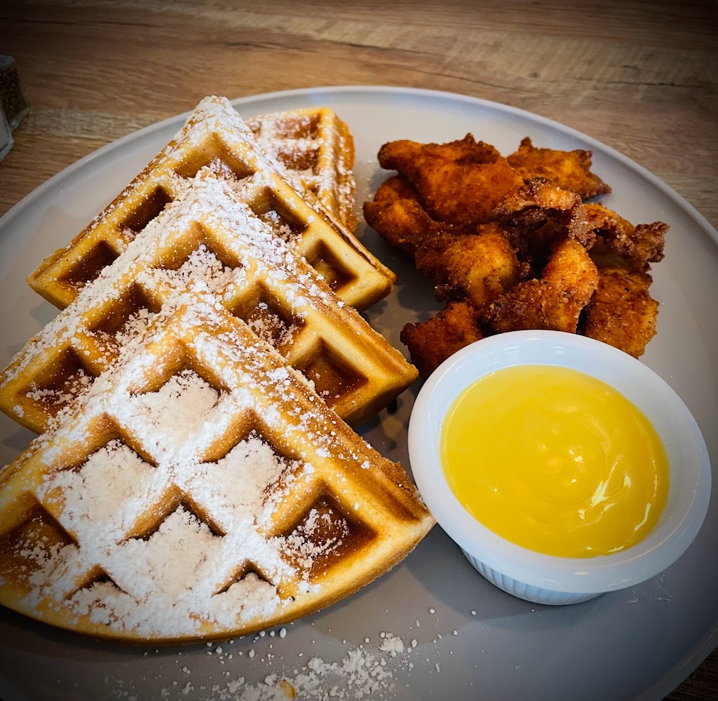 Minias | restaurant | 22 Lackawanna Plaza, Montclair, NJ 07042, USA | 9734340535 OR +1 973-434-0535