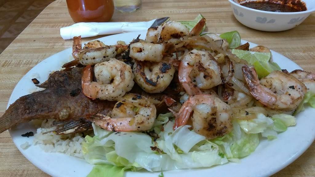 Pollos Asados Ocotlan | restaurant | 3724 W Montrose Ave, Chicago, IL 60618, USA | 7739517831 OR +1 773-951-7831