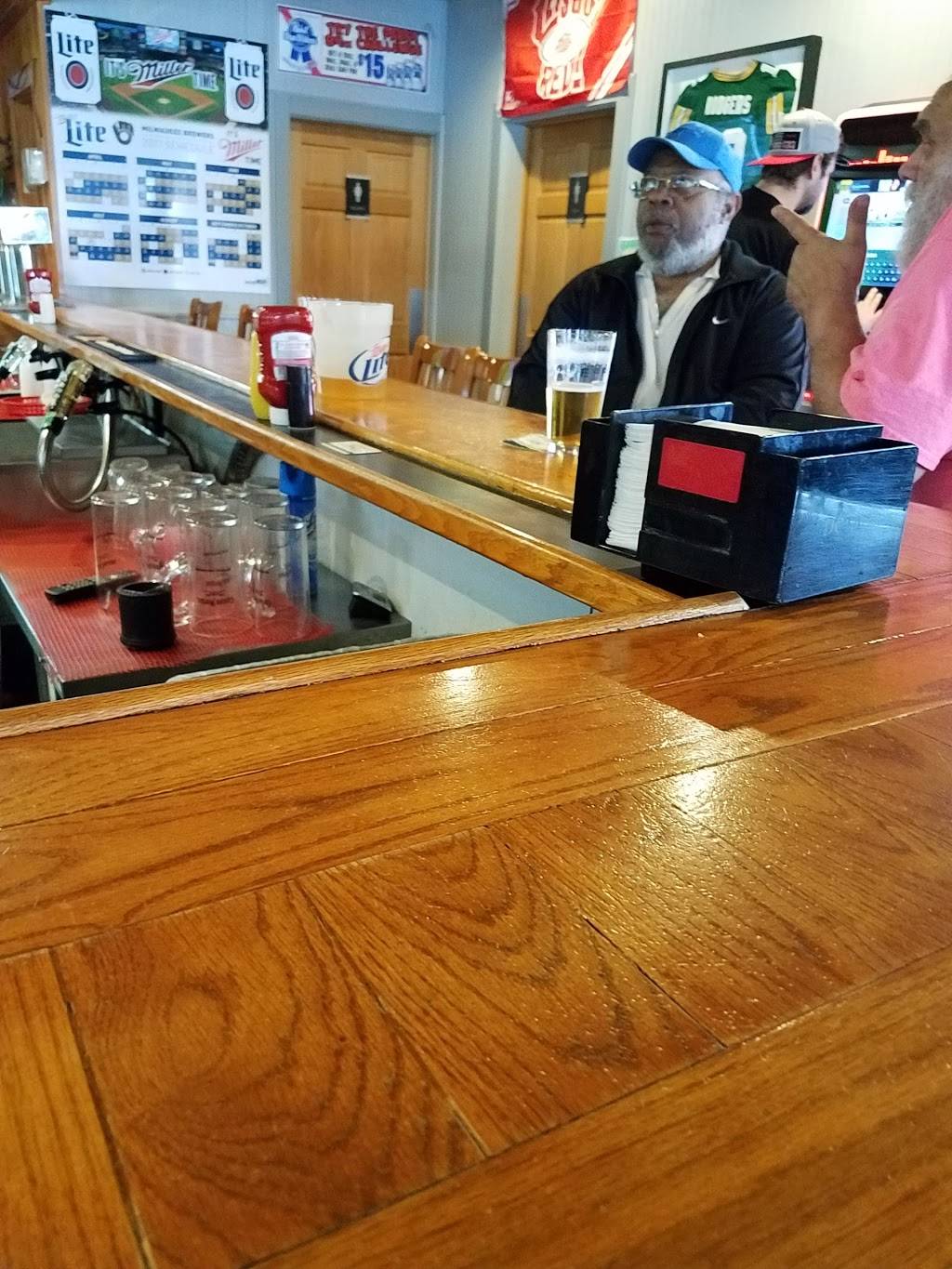 Mos Taasbag | restaurant | 2339 Milton Ave, Janesville, WI 53545, USA | 6087545667 OR +1 608-754-5667