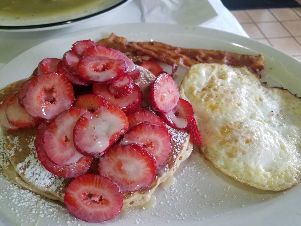 Ricanos Restaurant | restaurant | 230 S Ashland Ave, Chicago, IL 60607, USA | 3126667253 OR +1 312-666-7253