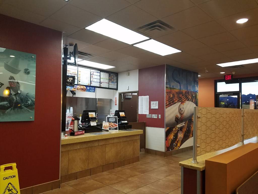 Jack in the Box | restaurant | 4595 W Ann Rd, North Las Vegas, NV 89031, USA | 7026314784 OR +1 702-631-4784