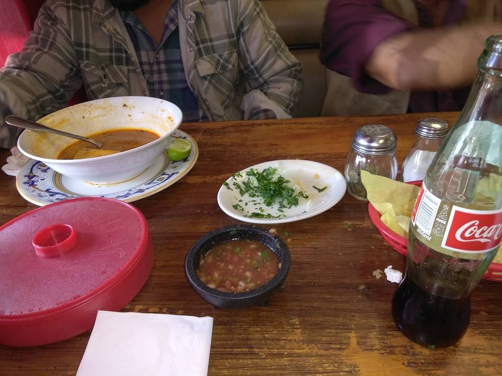 Arturos Kitchen Bar and Grill | restaurant | 4264 Phelan Rd, Phelan, CA 92371, USA | 7608680338 OR +1 760-868-0338