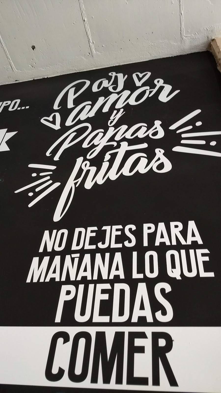 La Reyna De Las Hamburguesas | restaurant | Pso de Los Laureles 91802, El Refugio, Garcia, Redondo, B.C., Mexico | 016643028794 OR +52 664 302 8794