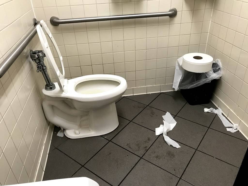 Burger King | restaurant | 1622 N Us Highway 1, Ormond Beach, FL 32174, USA | 3866150977 OR +1 386-615-0977