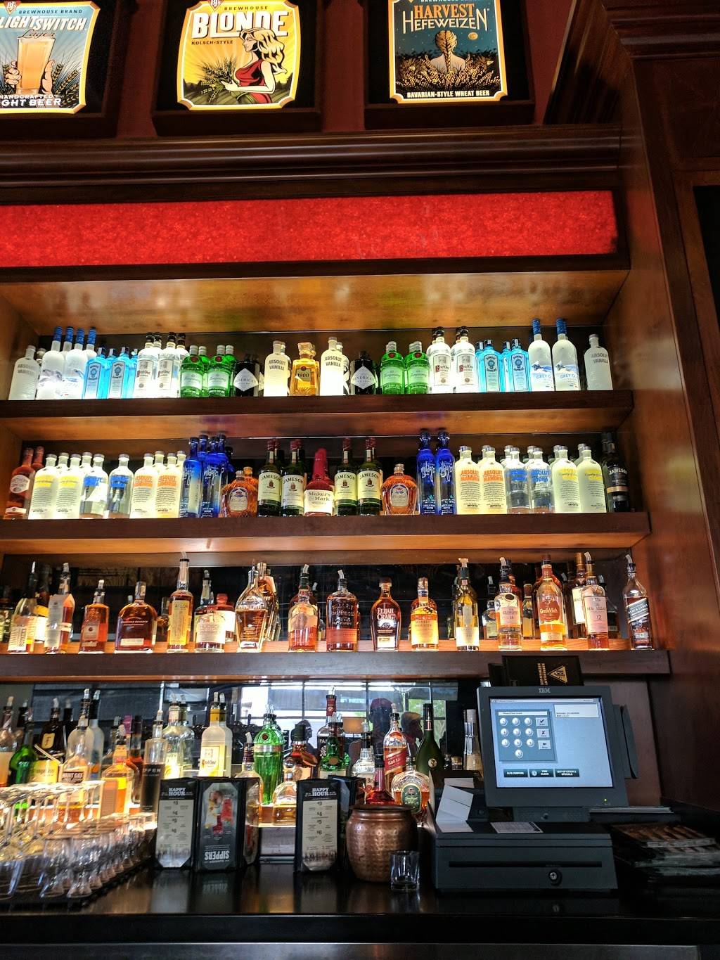 BJs Restaurant & Brewhouse | restaurant | 3155 W Chandler Blvd, Chandler, AZ 85226, USA | 4809170631 OR +1 480-917-0631