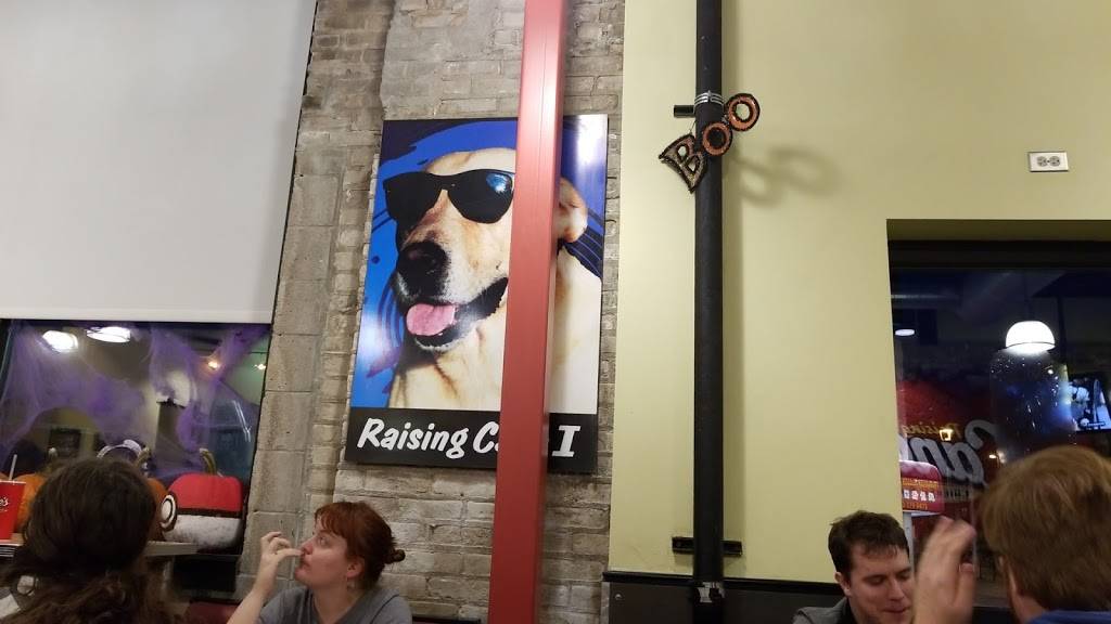 Raising Canes Chicken Fingers | meal takeaway | 825 Washington Ave SE #103, Minneapolis, MN 55414, USA | 6123783243 OR +1 612-378-3243