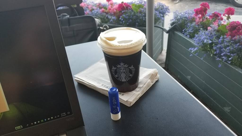 Starbucks | cafe | 1865 El Camino Real, Burlingame, CA 94010, USA | 6506523929 OR +1 650-652-3929