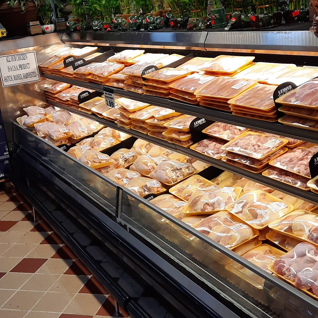 Lewis Fresh Market | restaurant | 2727 Grand Ave, Waukegan, IL 60085, USA | 8476933100 OR +1 847-693-3100