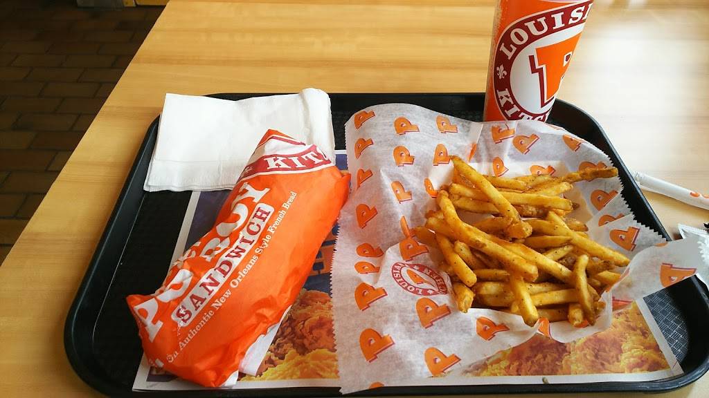 Popeyes Louisiana Kitchen | restaurant | 599 Divisadero St, San Francisco, CA 94117, USA | 4153463088 OR +1 415-346-3088