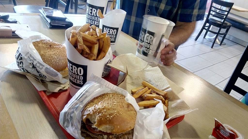 Hero Certified Burgers | restaurant | 9625 Yonge St Unit 7, Richmond Hill, ON L4C 5T2, Canada | 9052375224 OR +1 905-237-5224