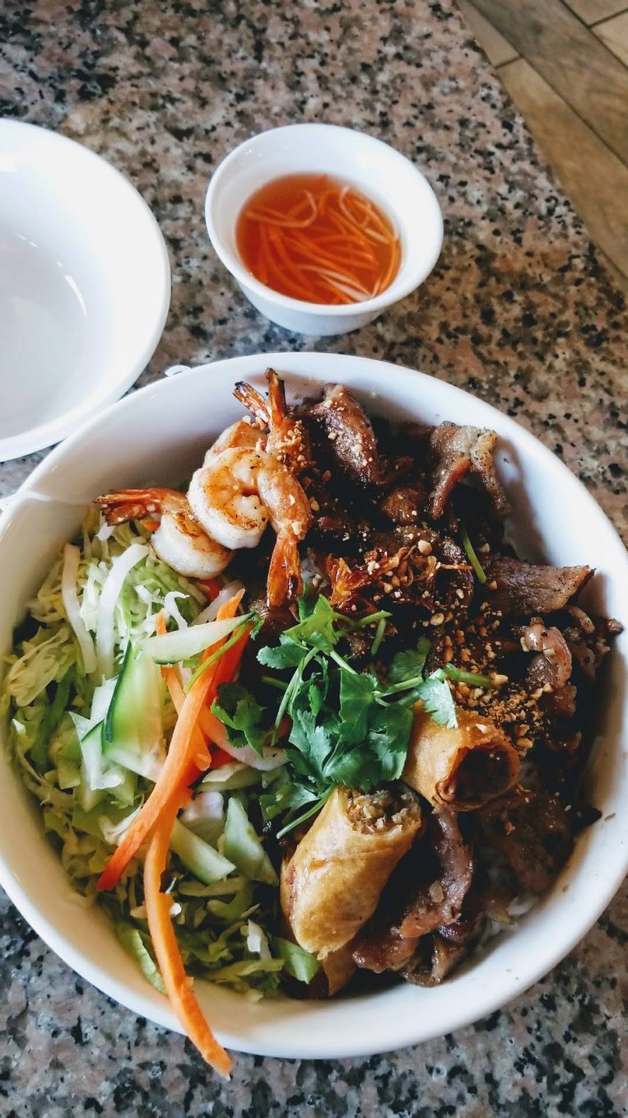 Hương Trà Restaurant & Deli | restaurant | 12221 San Pablo Ave #8, Richmond, CA 94805, USA | 5102347428 OR +1 510-234-7428