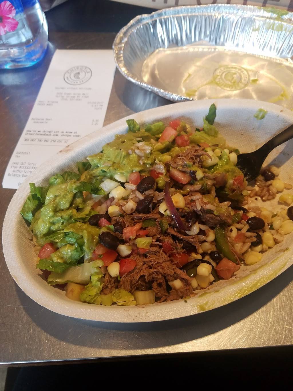 Chipotle Mexican Grill | restaurant | 2034 Green Acres Mall, Valley Stream, NY 11581, USA | 5165370001 OR +1 516-537-0001