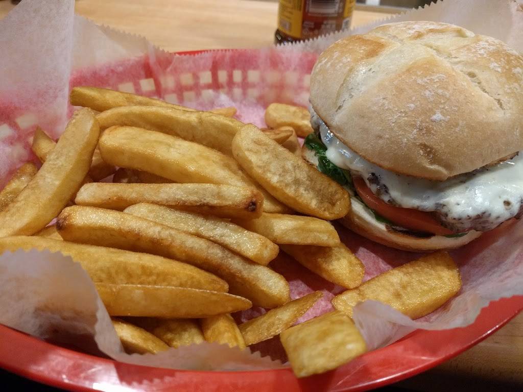 Third Place Pizzeria | restaurant | 595 Main St, Castleton, VT 05735, USA | 8026718113 OR +1 802-671-8113