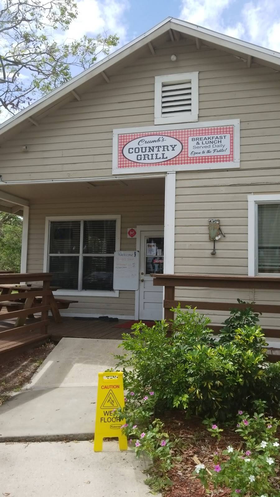 Crumbs Country Grill | restaurant | 1682 Indian Hills Dr, Moore Haven, FL 33471, USA | 2566166284 OR +1 256-616-6284