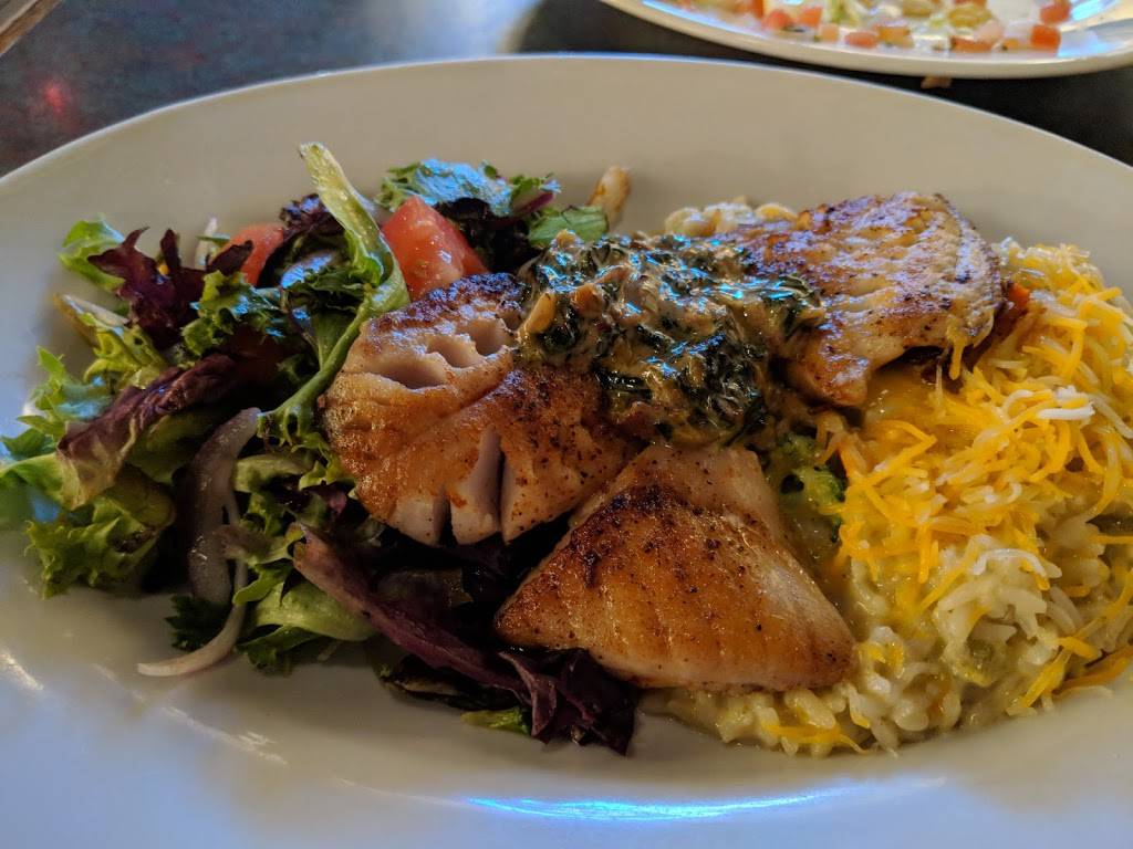 Half Shells Oyster Bar & Grill | restaurant | 6617 Snider Plaza, Dallas, TX 75205, USA | 2146918164 OR +1 214-691-8164