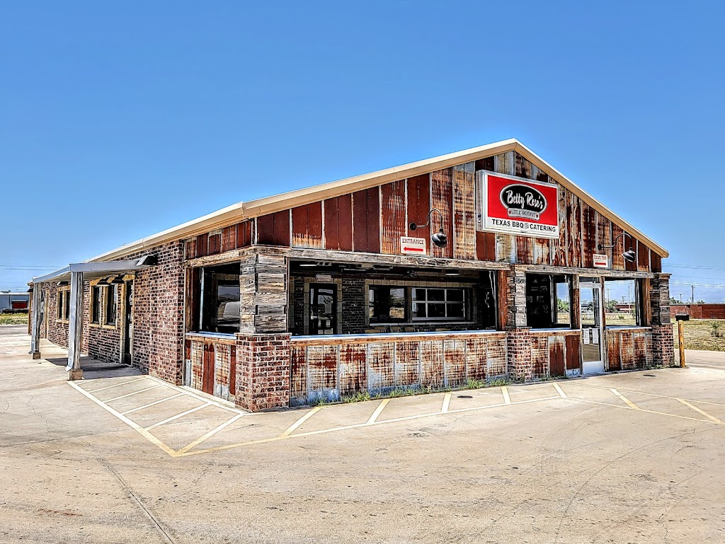 Betty Roses Little Brisket | restaurant | 2588 E Lake Rd, Abilene, TX 79601, USA | 3256723500 OR +1 325-672-3500