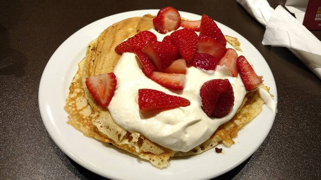 Dennys | restaurant | 5400 Dixie Rd, Mississauga, ON L4W 4T4, Canada | 9052828222 OR +1 905-282-8222