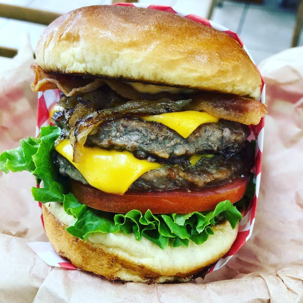 Phils Cafe | cafe | 8178 Mission Boulevard, Riverside, CA 92509, USA | 9517901396 OR +1 951-790-1396