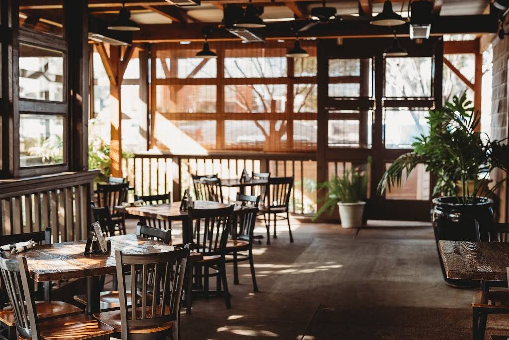 Guest House Grill | restaurant | 8783 El Camino Real, Atascadero, CA 93422, USA | 8054600193 OR +1 805-460-0193