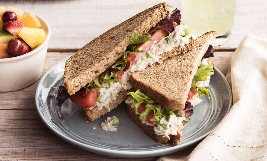 Zoës Kitchen | restaurant | 2150 Fashion Center Blvd, Newark, DE 19702, USA | 3022667024 OR +1 302-266-7024