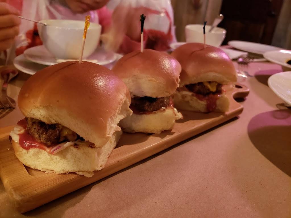 Holy Crab Boiling | restaurant | 5915 7th Ave, Brooklyn, NY 11220, USA | 3478896663 OR +1 347-889-6663