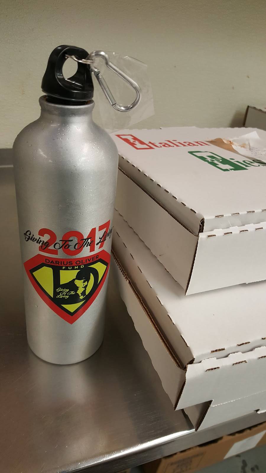 Italian Fiesta Pizzeria | restaurant | 1919 E 71st, Chicago, IL 60649, USA | 7736842222 OR +1 773-684-2222