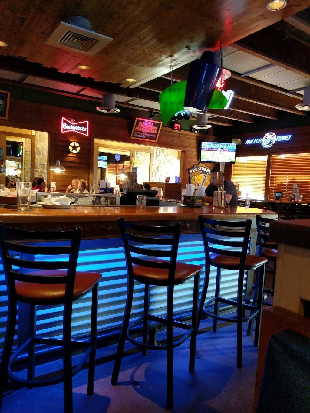 Chilis Grill & Bar | meal takeaway | 1130 S Kirkwood Rd, Kirkwood, MO 63122, USA | 3149848176 OR +1 314-984-8176