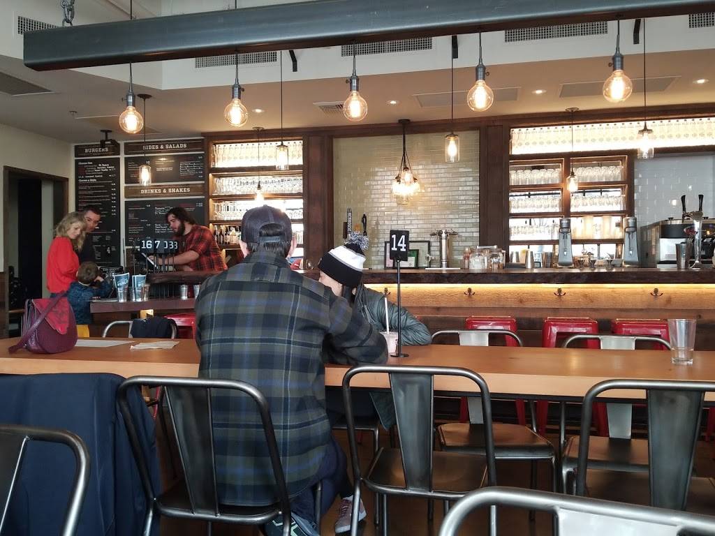 Roam Artisan Burgers | restaurant | 1951 Telegraph Ave #2, Oakland, CA 94612, USA | 5109221583 OR +1 510-922-1583