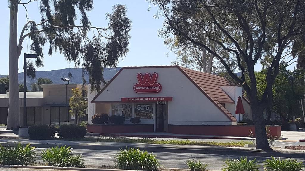 Wienerschnitzel | restaurant | 1508 E Los Angeles Ave, Simi Valley, CA 93065, USA | 8055225013 OR +1 805-522-5013