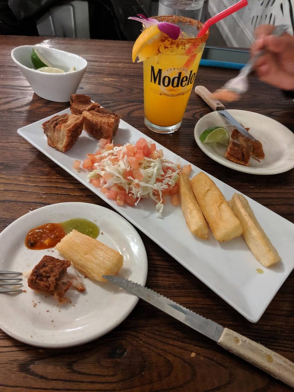 Los Yaquis | restaurant | 324 S Van Ness Ave, San Francisco, CA 94103, USA | 4152528204 OR +1 415-252-8204