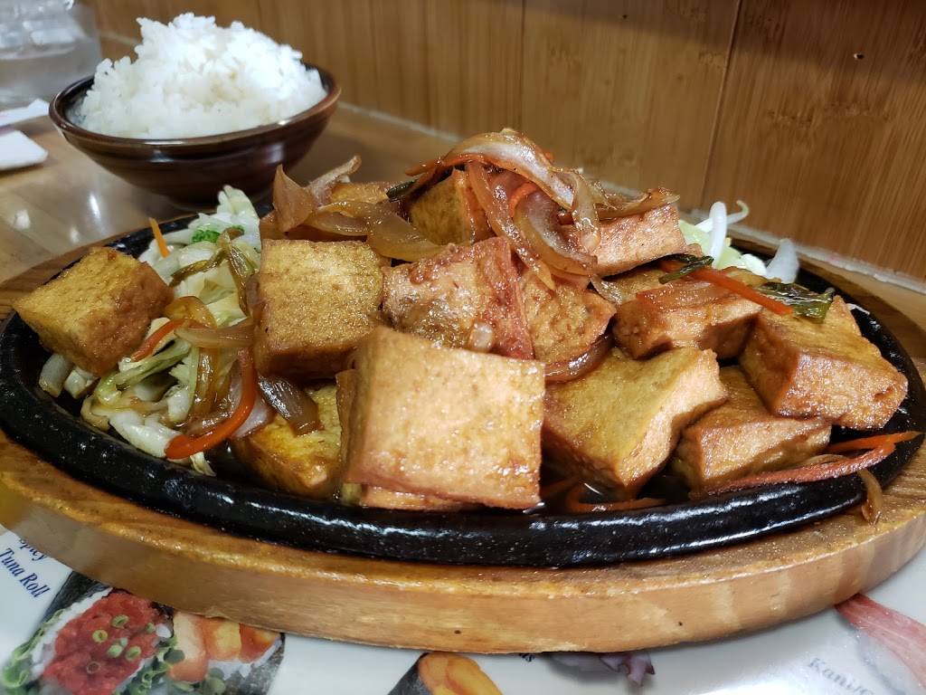Teriyaki Town and Sushi (Sushi Town) | restaurant | 3854 River Rd N, Salem, OR 97303, USA | 5033935118 OR +1 503-393-5118