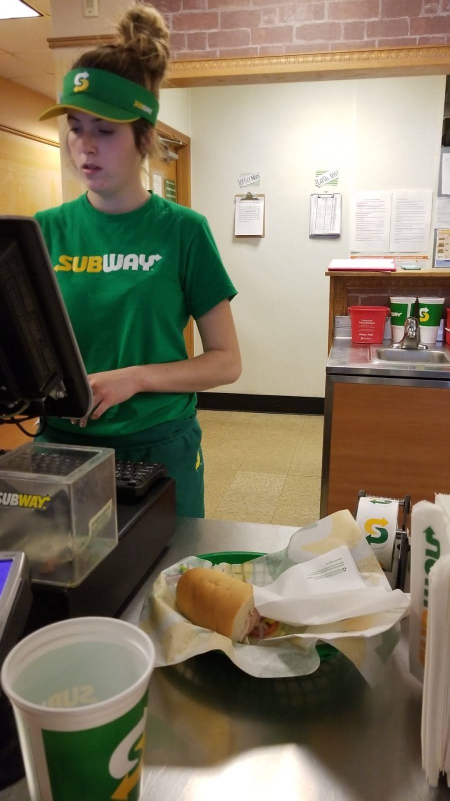 Subway | restaurant | 5141 S Main St, Sylvania, OH 43560, USA | 4198828805 OR +1 419-882-8805