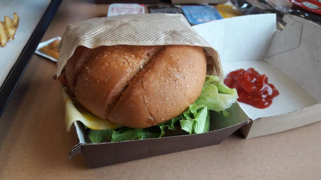 Chick-fil-A | restaurant | 3214 SE Military Dr, San Antonio, TX 78223, USA | 2103379333 OR +1 210-337-9333