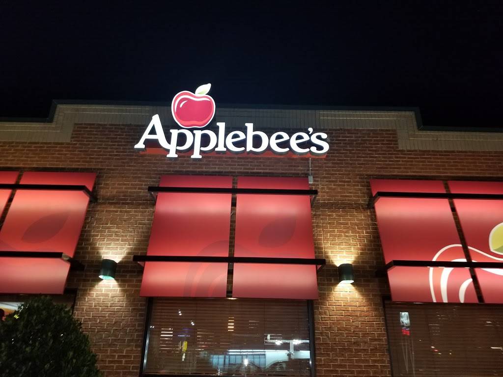Applebees Grill + Bar | restaurant | 6211 NW Cache Rd, Lawton, OK 73505, USA | 5805368600 OR +1 580-536-8600