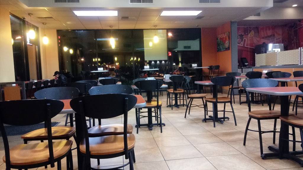 Jack in the Box | restaurant | 3491 Hutton St, Springfield, OR 97477, USA | 5417368168 OR +1 541-736-8168