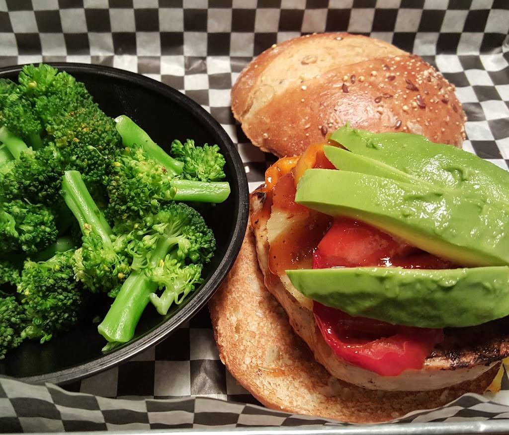 The Works Gourmet Burger Bistro | restaurant | 149 Lakeshore Rd E, Oakville, ON L6J 1H3, Canada | 9053379675 OR +1 905-337-9675