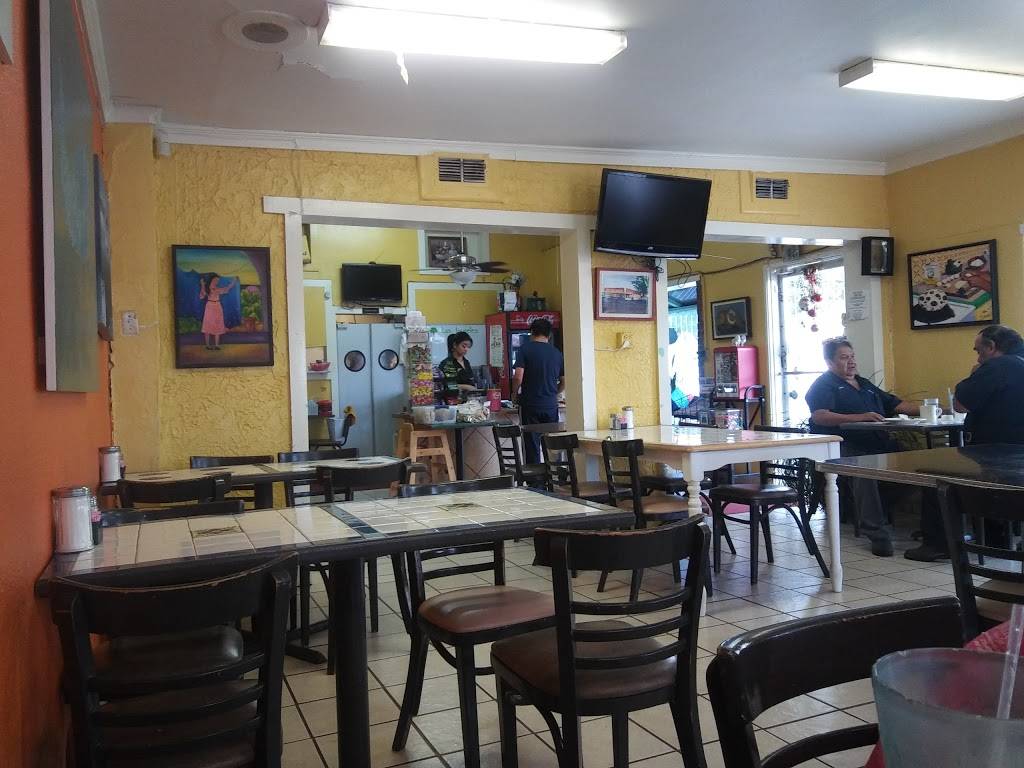 Los Laureles | restaurant | 1918 West Ave, San Antonio, TX 78201, USA | 2107361255 OR +1 210-736-1255