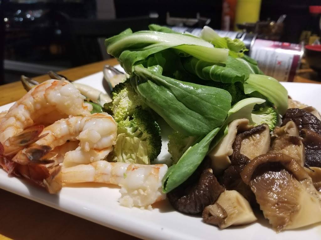 Ginza Town | restaurant | 1053 Forest Ave, Portland, ME 04103, USA | 2078789993 OR +1 207-878-9993