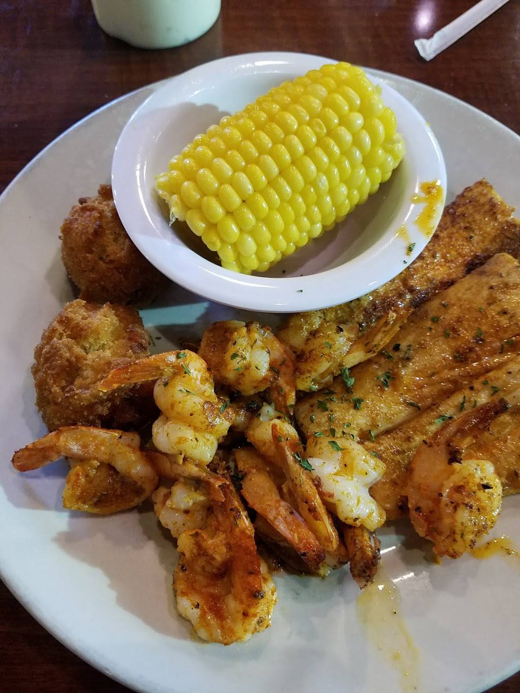 Juniors Seafood Restaurant and Grill | restaurant | 464073 FL-200, Yulee, FL 32097, USA | 9043106922 OR +1 904-310-6922