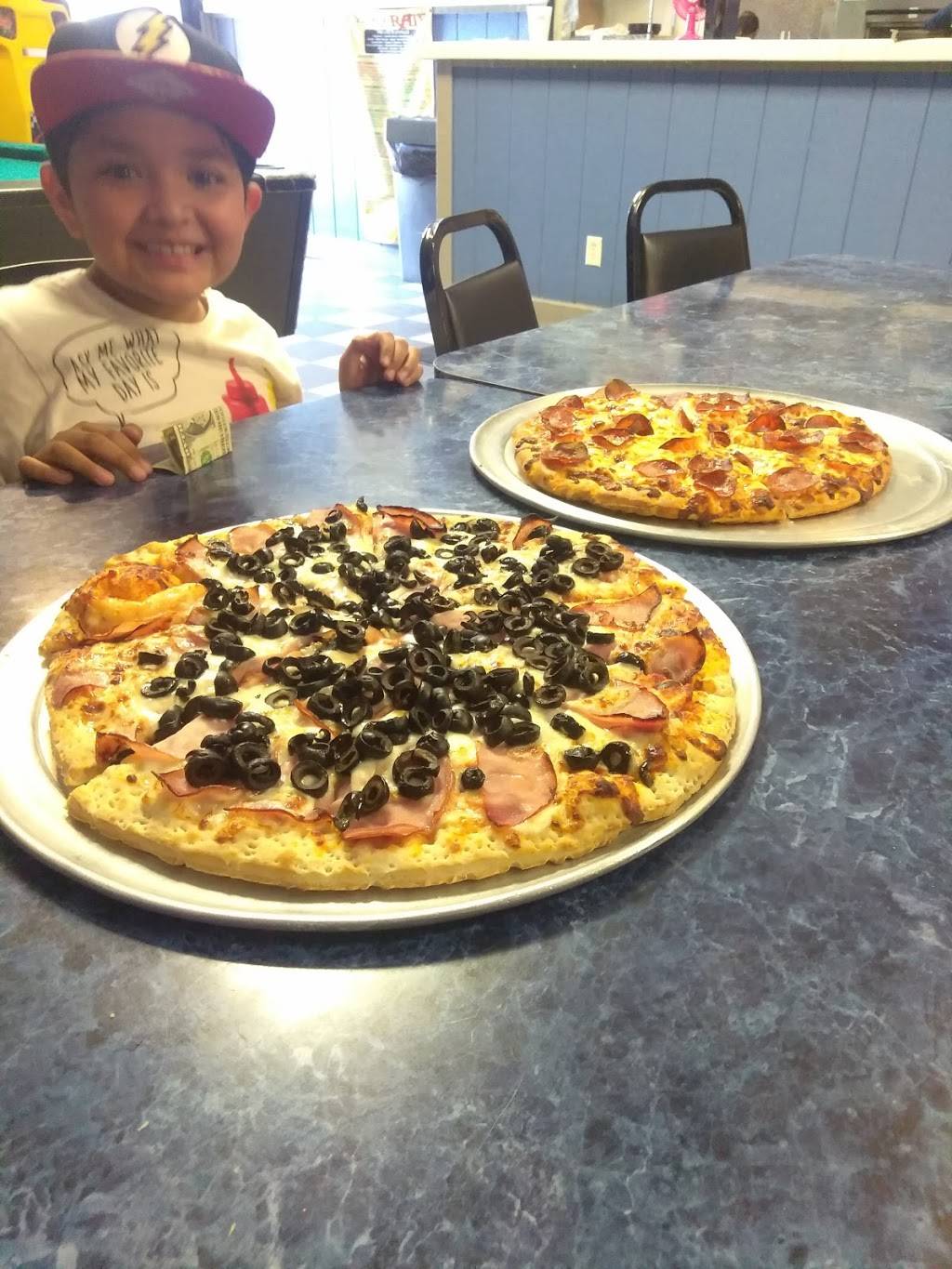 Pizza Pirate | restaurant | 520 J St, Parlier, CA 93648, USA | 5596462717 OR +1 559-646-2717