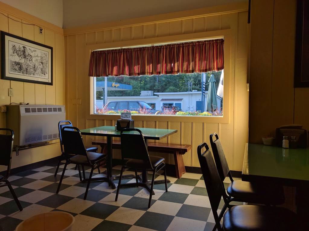 Frans Kitchen & Diner | restaurant | 8814 VT-30, South Londonderry, VT 05155, USA | 8022970458 OR +1 802-297-0458