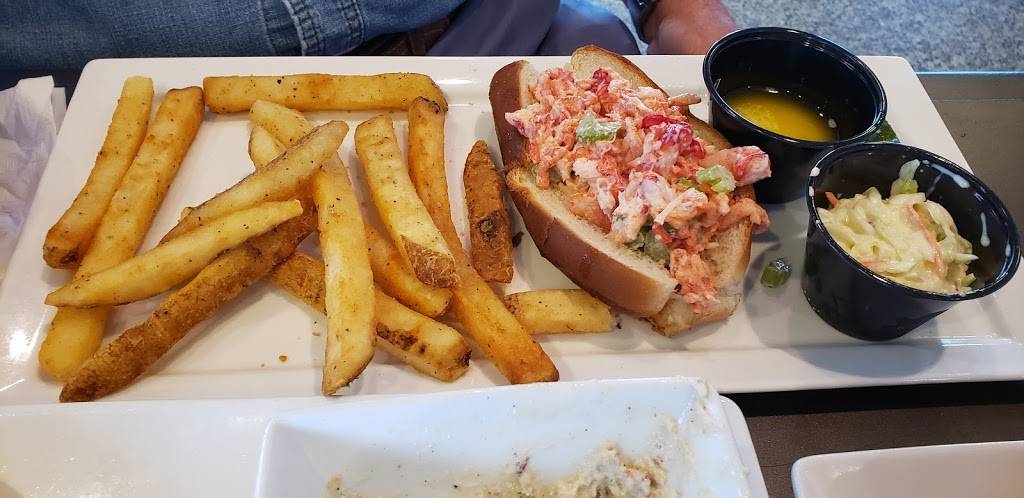 The Outpost On Gandy | restaurant | 10056 Gandy Blvd N, St. Petersburg, FL 33702, USA | 7272018535 OR +1 727-201-8535