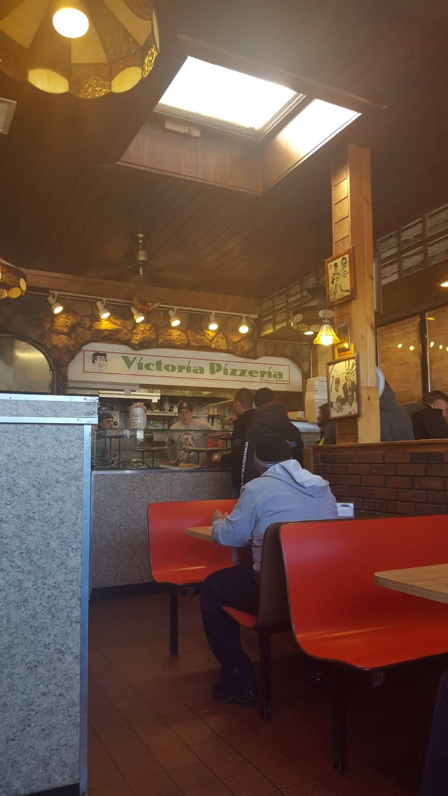 Victoria Pizzeria | meal delivery | 2716 Gerritsen Ave, Brooklyn, NY 11229, USA | 7188919496 OR +1 718-891-9496