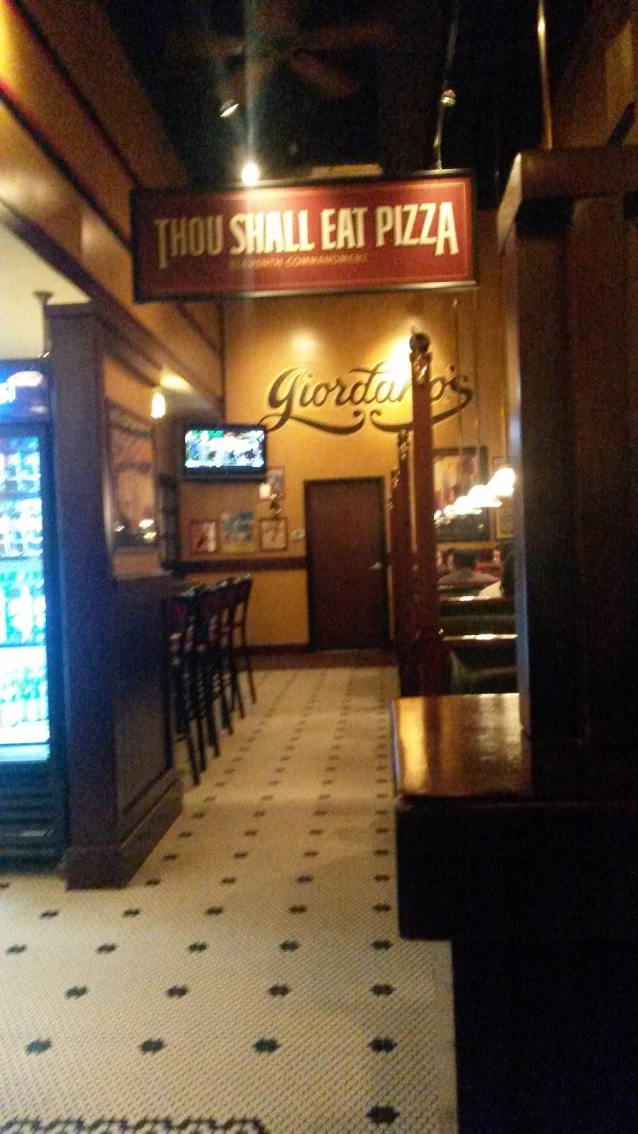 Giordanos | restaurant | 2075 Ridge Rd, Minooka, IL 60447, USA | 8155211222 OR +1 815-521-1222